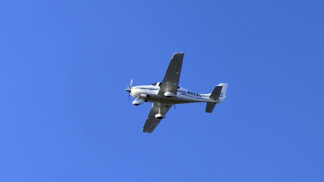 Cirrus SR-22 (N828C)