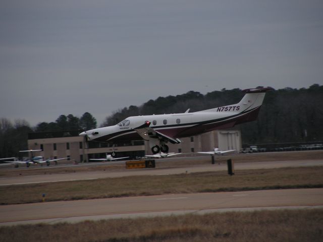 Pilatus PC-12 (N757TS)