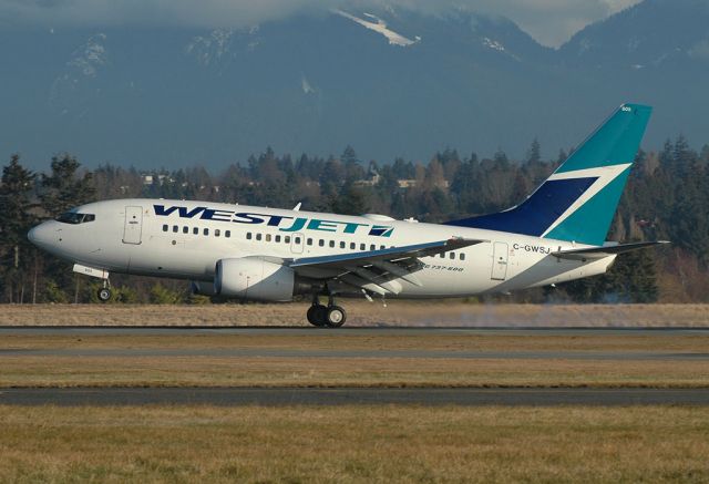 BOEING 737-600 (C-GWSJ)