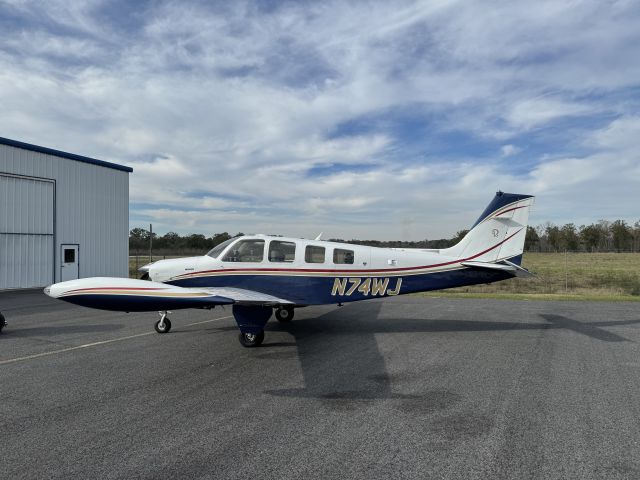 Beechcraft Bonanza (36) (N74WJ)