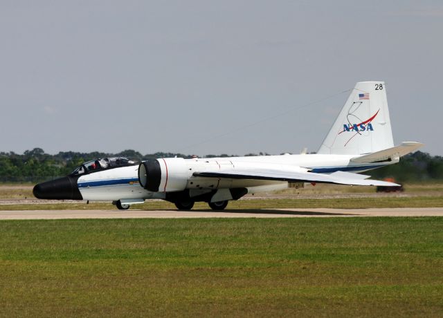 Martin WB-57 (NASA928)