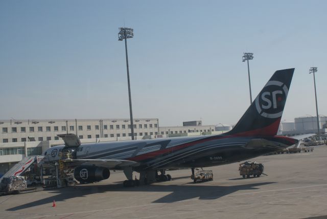 Boeing 757-200 (B-2899) - SF ShunFeng Airlines B757-200F cn24401