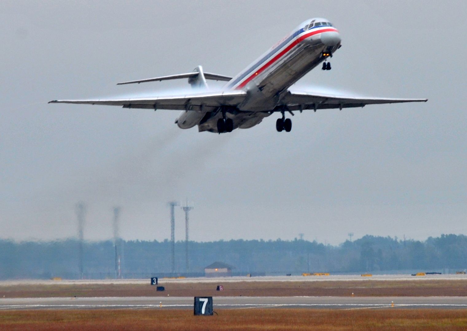 McDonnell Douglas MD-80 (N467AA)