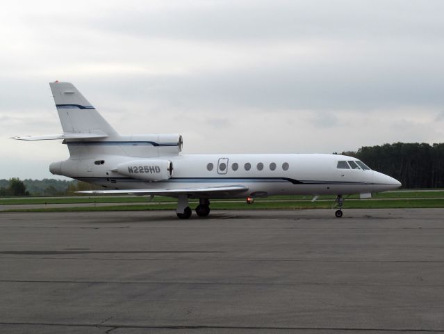 Dassault Falcon 50 (N225HD) - The Falcon 50 is a great business jet. Coast to coast range. Very good short field performance. No location as per request of the aircraft owner.