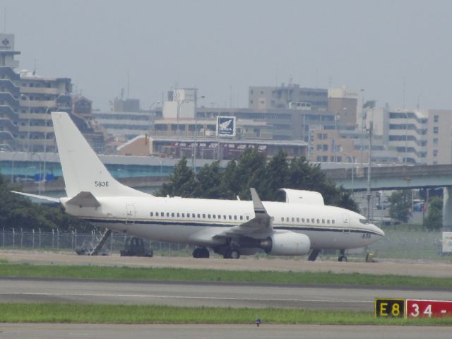 Boeing 737-700 (16-5385)