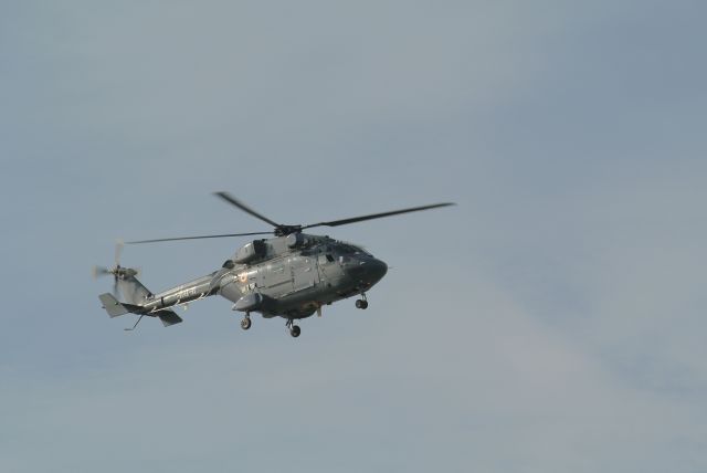 HINDUSTAN Dhruv (NIH706) - Indian Navy conducting SAR operations after Cyclone Ockhi from Kanyakumari