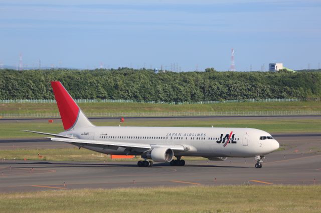 BOEING 767-300 (JA8267)