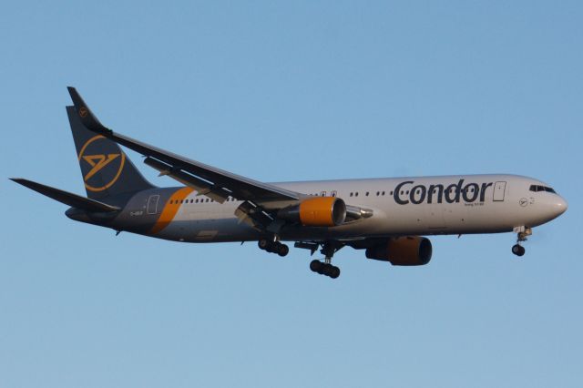 BOEING 767-300 (D-ABUF) - Condor B767-3oo on approach to BOS after diverting from JFK due to storms that hit the NY area before hitting Boston on 11/13/21. 