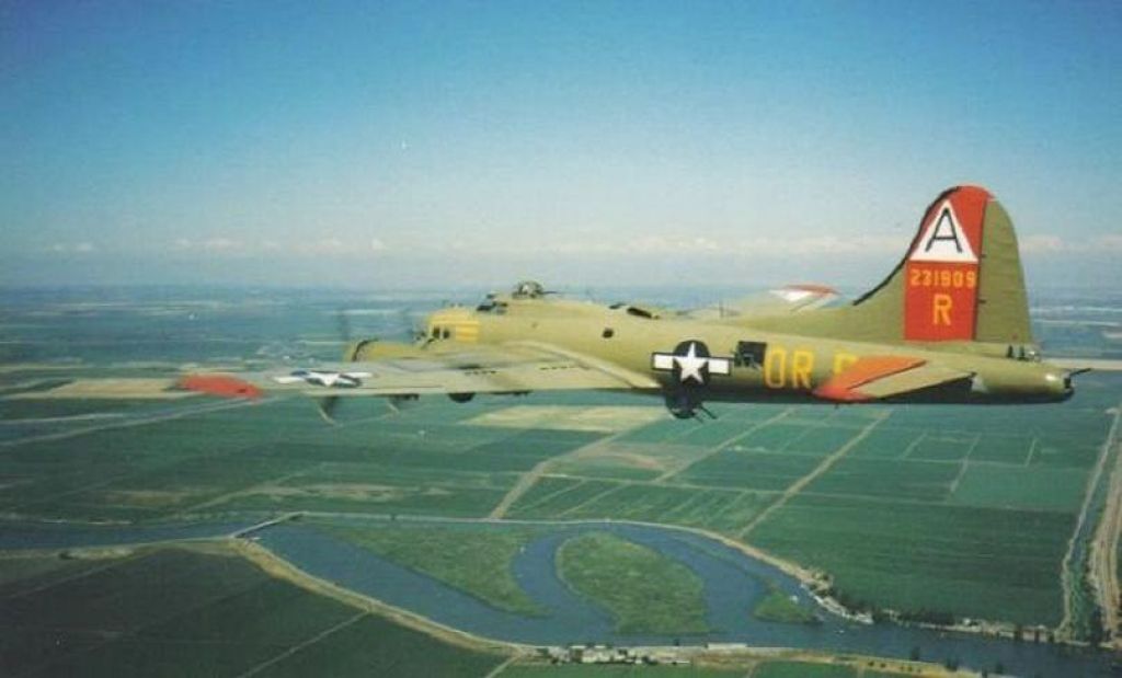 Boeing B-17 Flying Fortress —