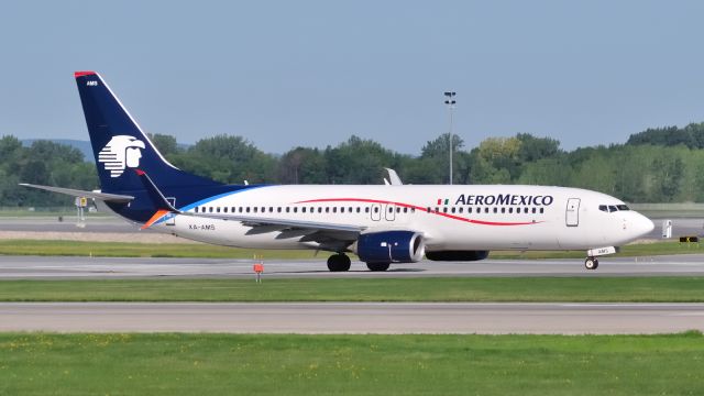 Boeing 737-800 (XA-AMS)