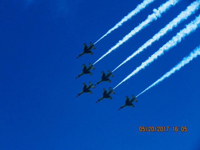 Lockheed F-16 Fighting Falcon (92-3898)