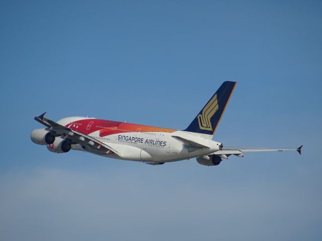 Airbus A380-800 (9V-SKI)