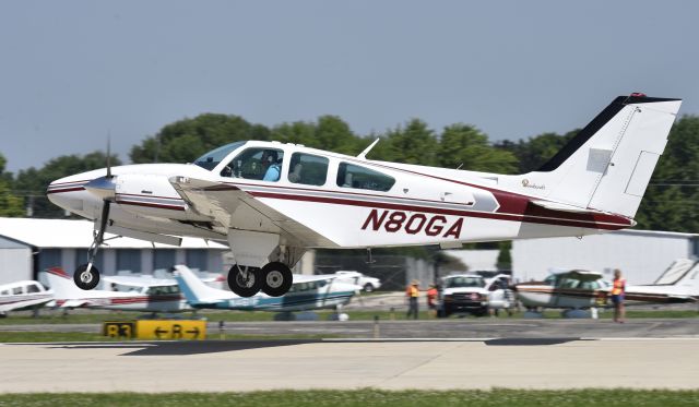 Beechcraft 55 Baron (N80GA) - Airventure 2017