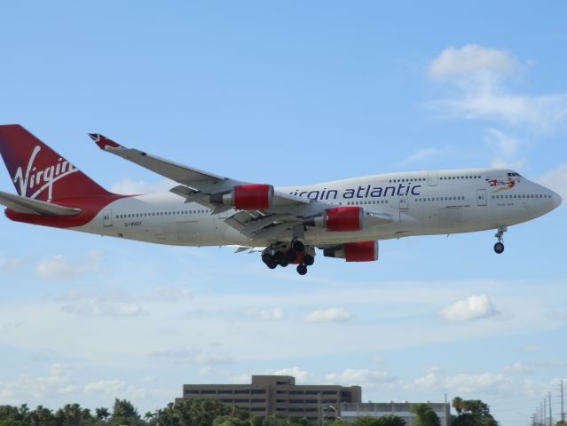 Boeing 747-400 (G-VHOT) - Named Tubular Belle !
