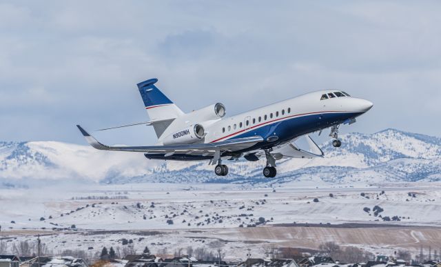 Dassault Falcon 900 (N900NH)