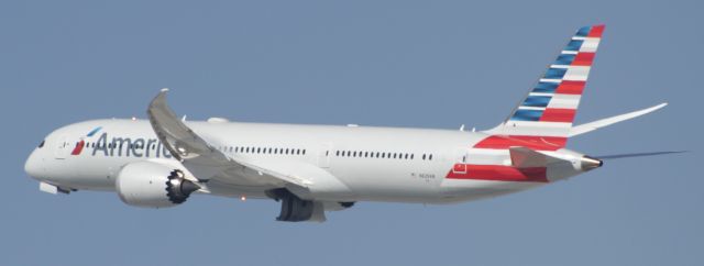 Boeing 787-9 Dreamliner (N829AN)