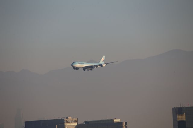 BOEING 747-8 (HL7644)