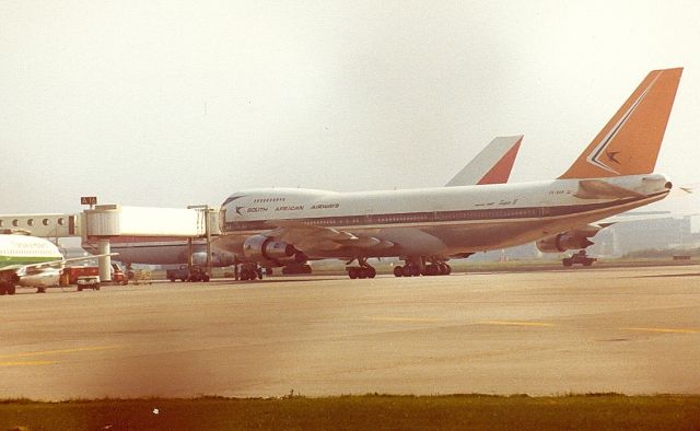 Boeing 747-200 (ZS-SAN) - South African Airways B747-244B cn20239 okt82