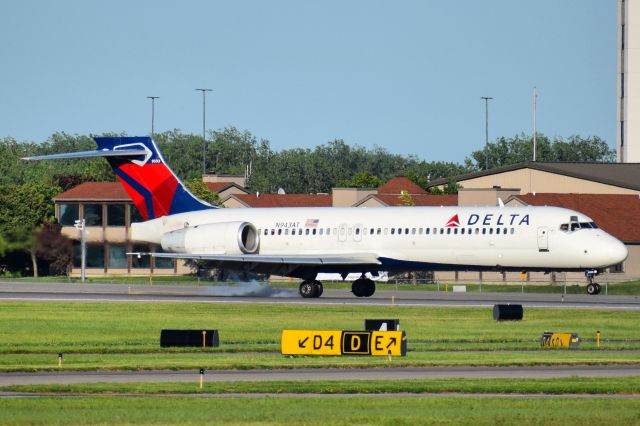 Boeing 717-200 (N943AT) - DL665 arriving into BUF from ATL on June 11th 2020