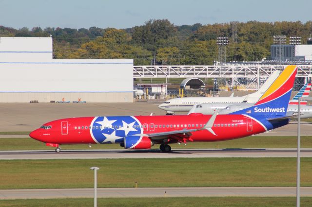 Boeing 737-700 (N8620H) - IND to MCO