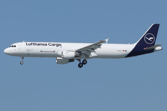 Airbus A321 (D-AEUJ) - 'Lufthansa 9940' arriving from Dothan, AL. The former Eurowings passenger jet was converted by ST Engineering in San Antonio, TX Nov 2022-August 2023 and conversion maintenance was done by Commercial Jet Services in Dothan, AL  in August 2023. It will be operated by Lufthansa CilyLine in Frankfurt