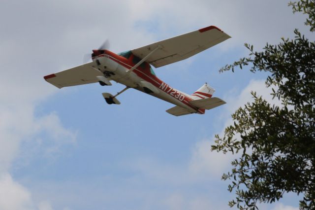 Cessna 206 Stationair (N17230)