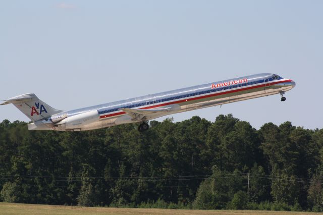 McDonnell Douglas MD-80 (N426AA)