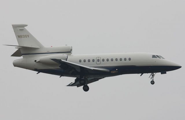 Dassault Falcon 900 (N83SV)