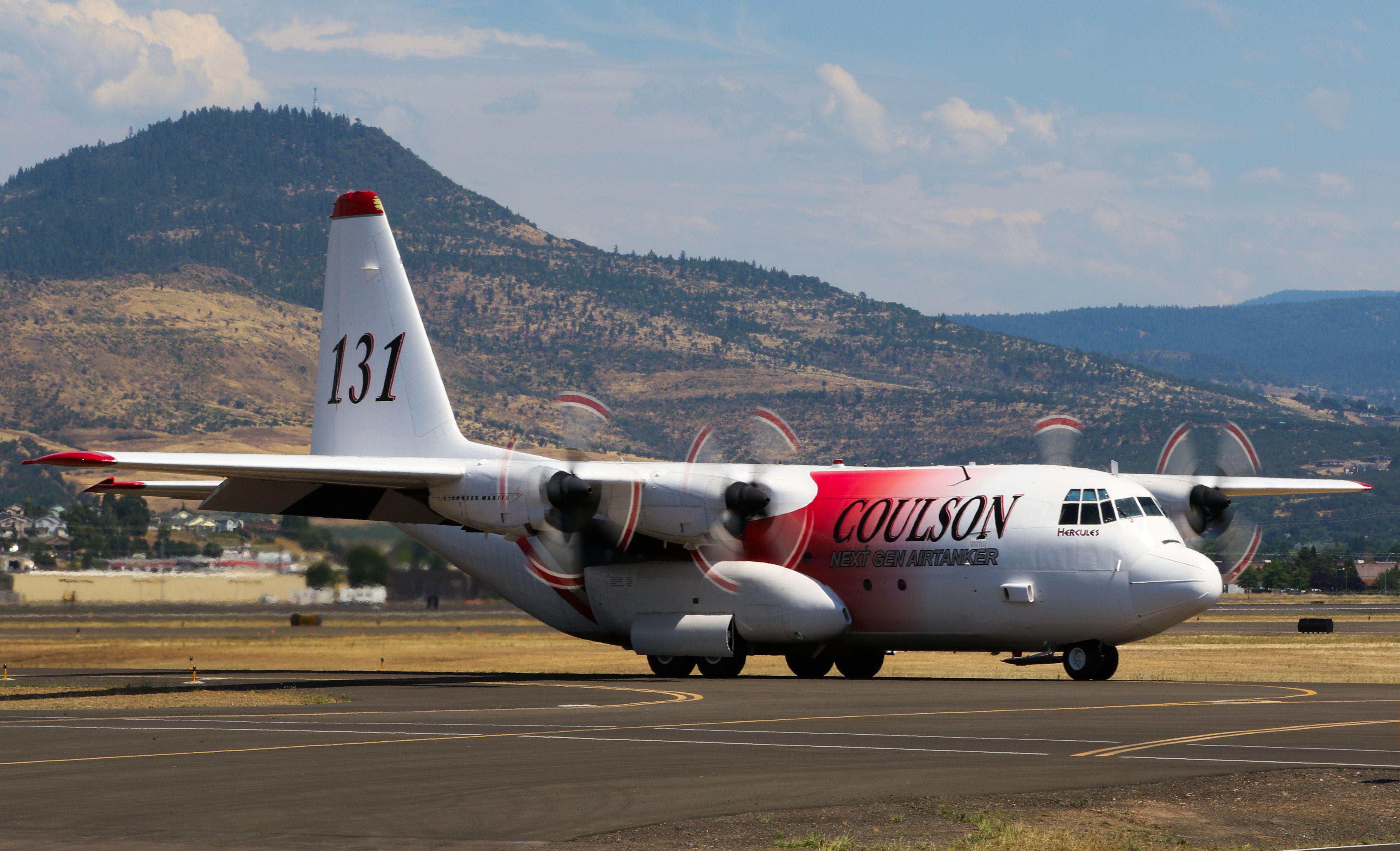 Lockheed C-130 Hercules (N130FF)