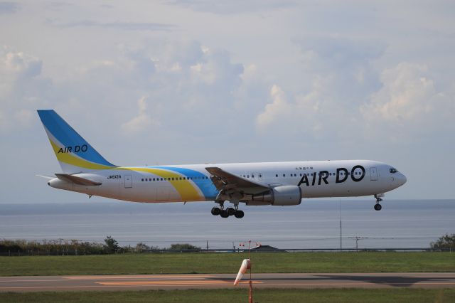 BOEING 767-300 (JA612A) - September 20th 2020:HND-HKD.