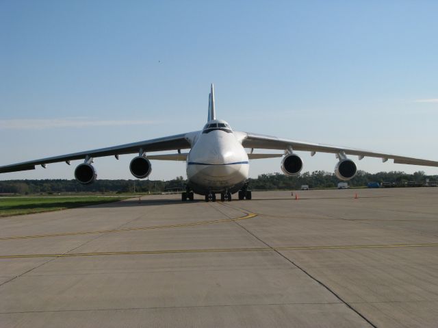 Antonov An-124 Ruslan (UR-82072) - AN-124 on South Cargo Ramp at RFD