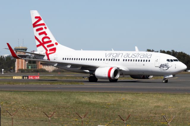 Boeing 737-700 (VH-NHW)