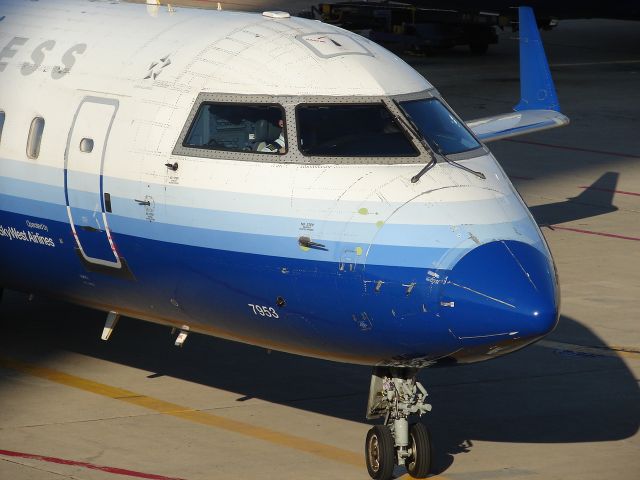 Canadair Regional Jet CRJ-200 —