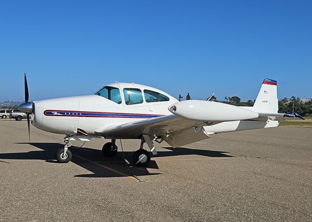 North American Navion (N8818H)