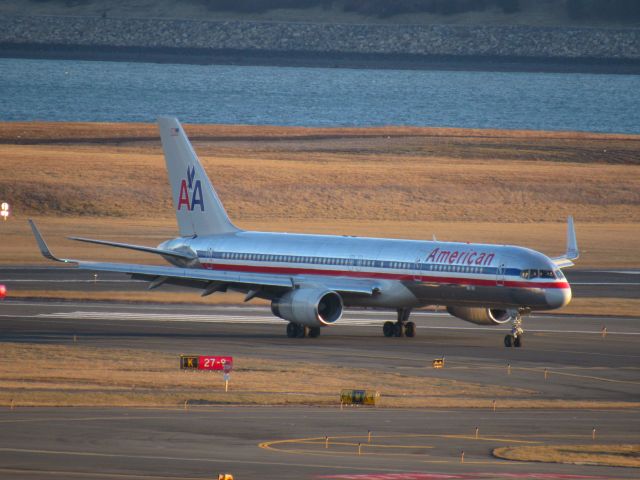 Boeing 757-200 (N659AA)