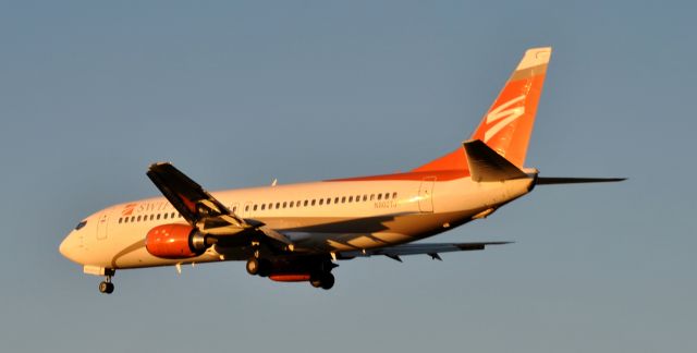 BOEING 737-400 (N802TJ)