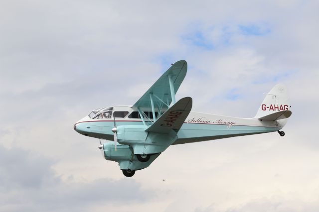 De Havilland Dragon Rapide (G-AHAG) - Blackbushe UK 2016 