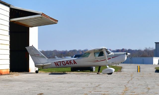 Cessna Commuter (N704KA) - Cessna 150M N704KA in West Lafayette