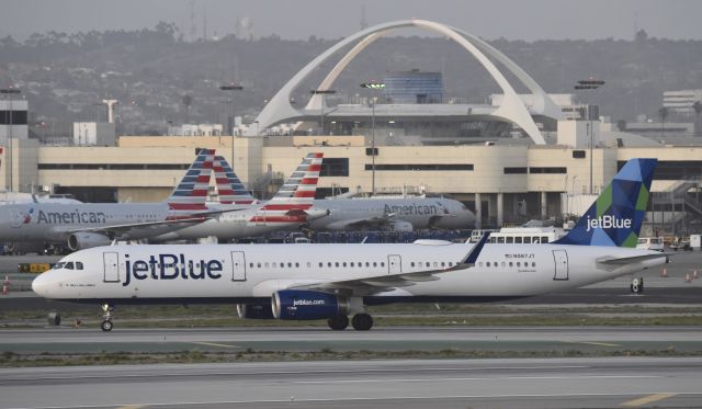 Airbus A321 (N987JT) - Arrived at LAX on 25L