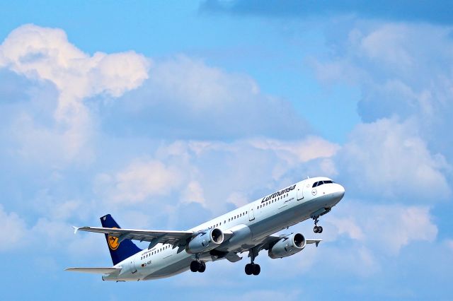 Airbus A321 (D-AIDF)