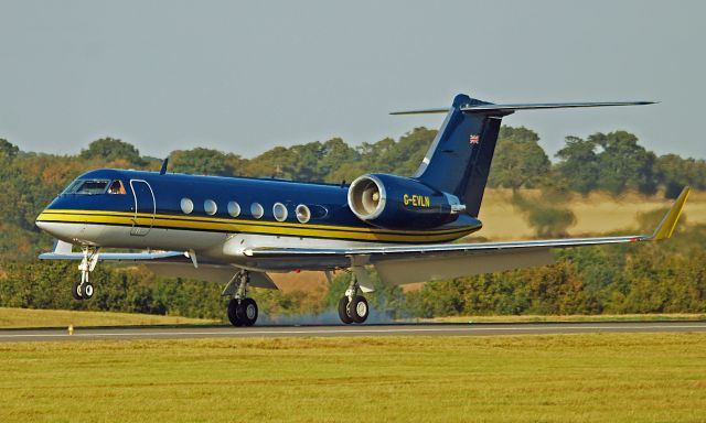 Gulfstream Aerospace Gulfstream IV (G-EVLN)