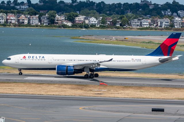 Airbus A330-900 (N412DX)