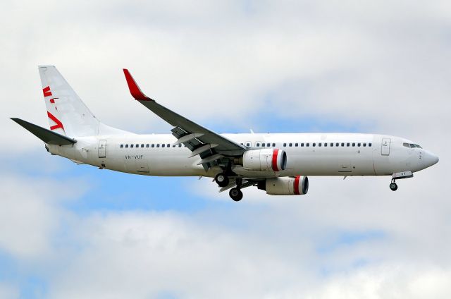 Boeing 737-800 (VH-VUF)