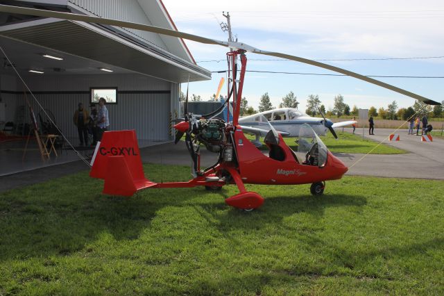 C-GXYL — - C-GXYL Magni Giro M-T6 RVA Aéroport de Salaberry de Valleyfield QC. CSD3 29-09-2019.