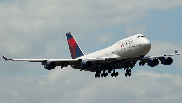 Boeing 747-400 (N665US) - Check out our video of this beauty on takeoff with 100% authentic and non-leveled sound! br /br /a rel=nofollow href=http://youtu.be/UNqTcpSmp4Mhttps://youtu.be/UNqTcpSmp4M/abr /br /Very rare military charter at FLL! 04/10/16