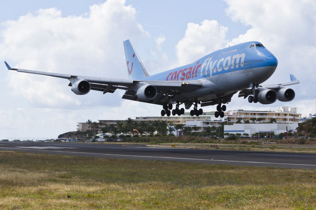 Boeing 747-400 (F-HSEA)