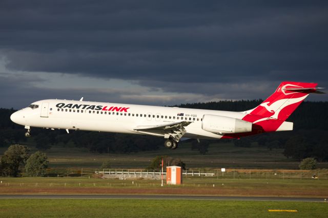 Boeing 717-200 (VH-YQS)