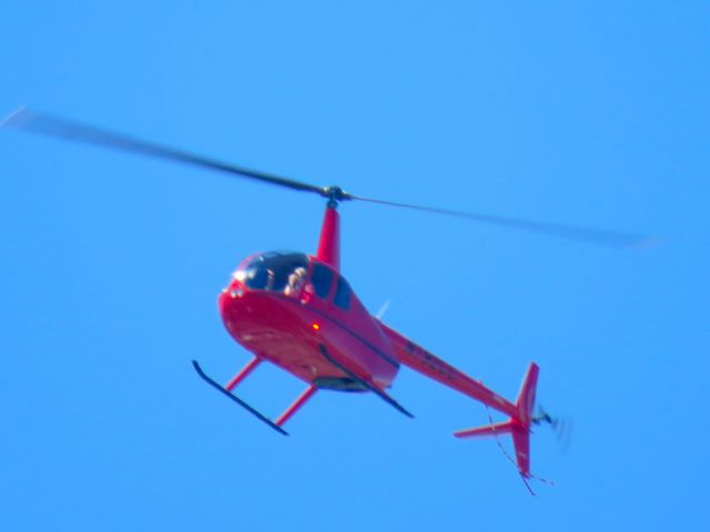 Robinson R-44 (N792CC)