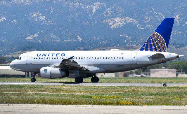 Airbus A319 (N835UA) - United A319 beginning the departure roll for its flight back to Denver.