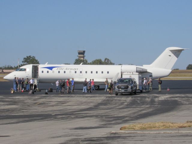 Canadair Regional Jet CRJ-200 (N79EA)